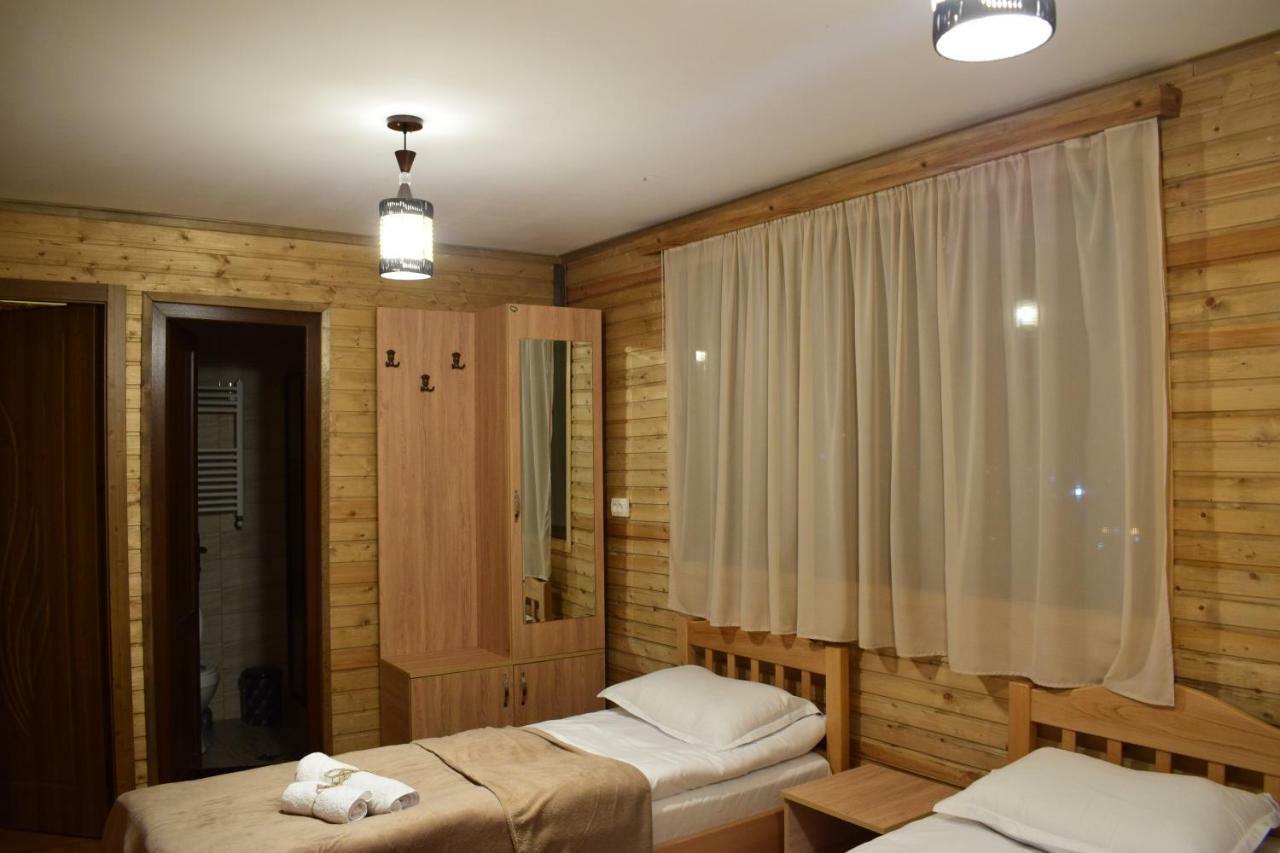 Gergeti Woods Villa Kazbegi Luaran gambar